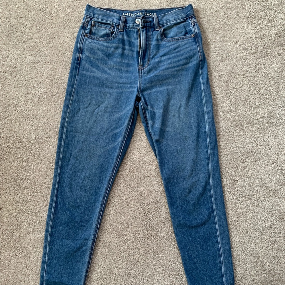 American Eagle Mom Jeans
